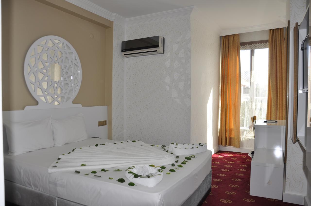 Ugur Otel Mersin  Exterior photo